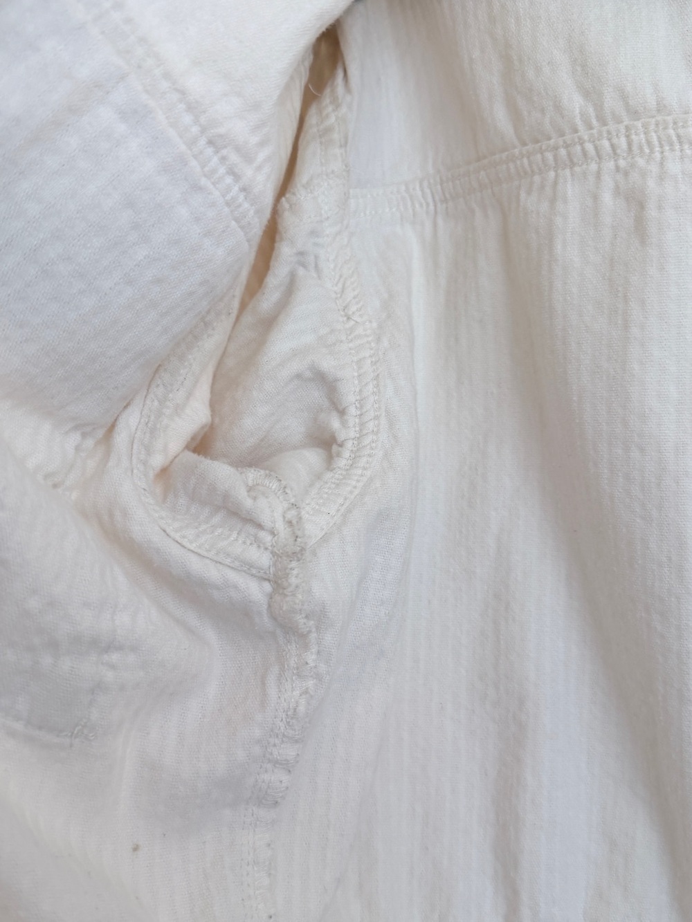 Abercrombie & Fitch Cream Corduroy Cropped Trucker Jacket Size Medium - Picture 7 of 11